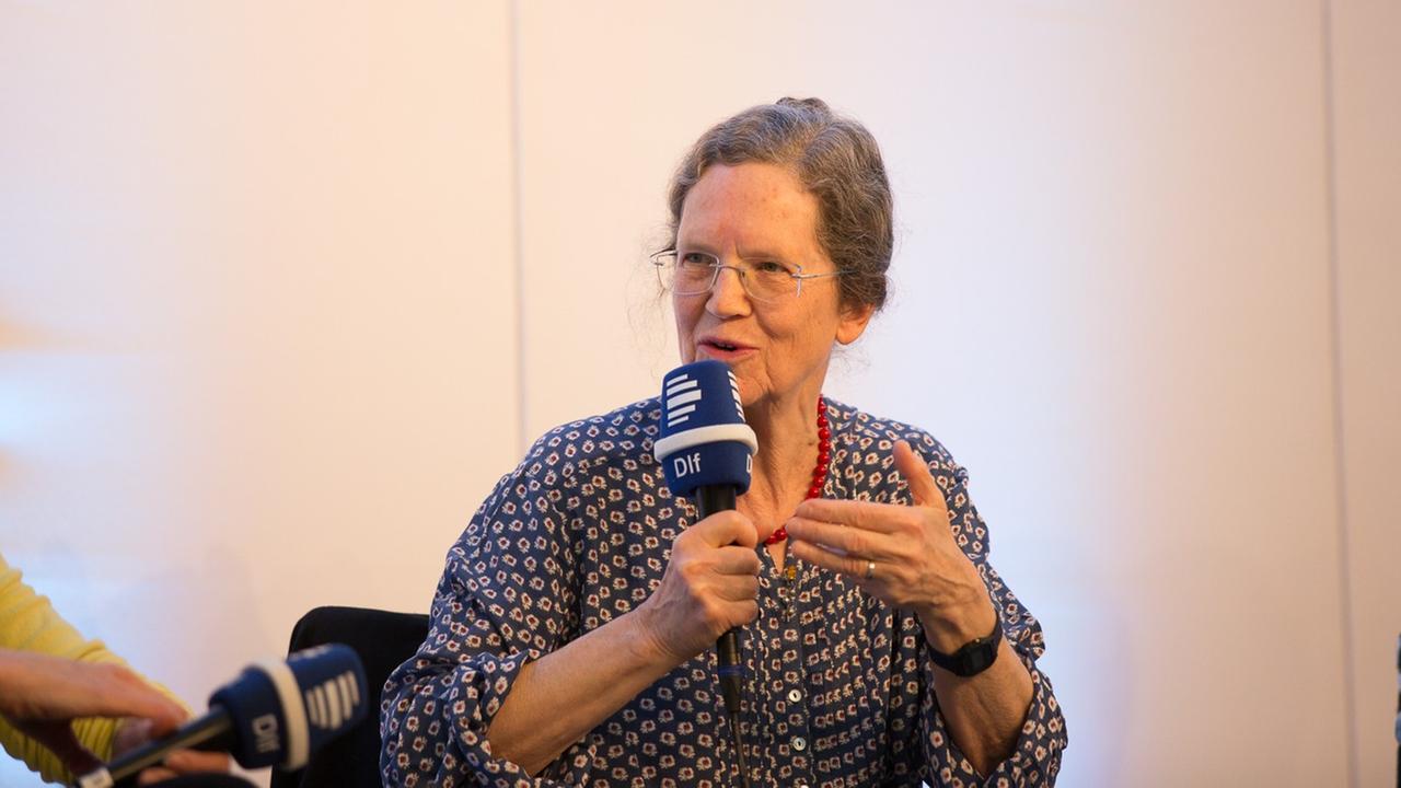 Die britische Historikerin Mary Fulbrook beim Kölner Kongress 2019 Die britische Historikerin Mary Fulbrook beim Kölner Kongress 2019