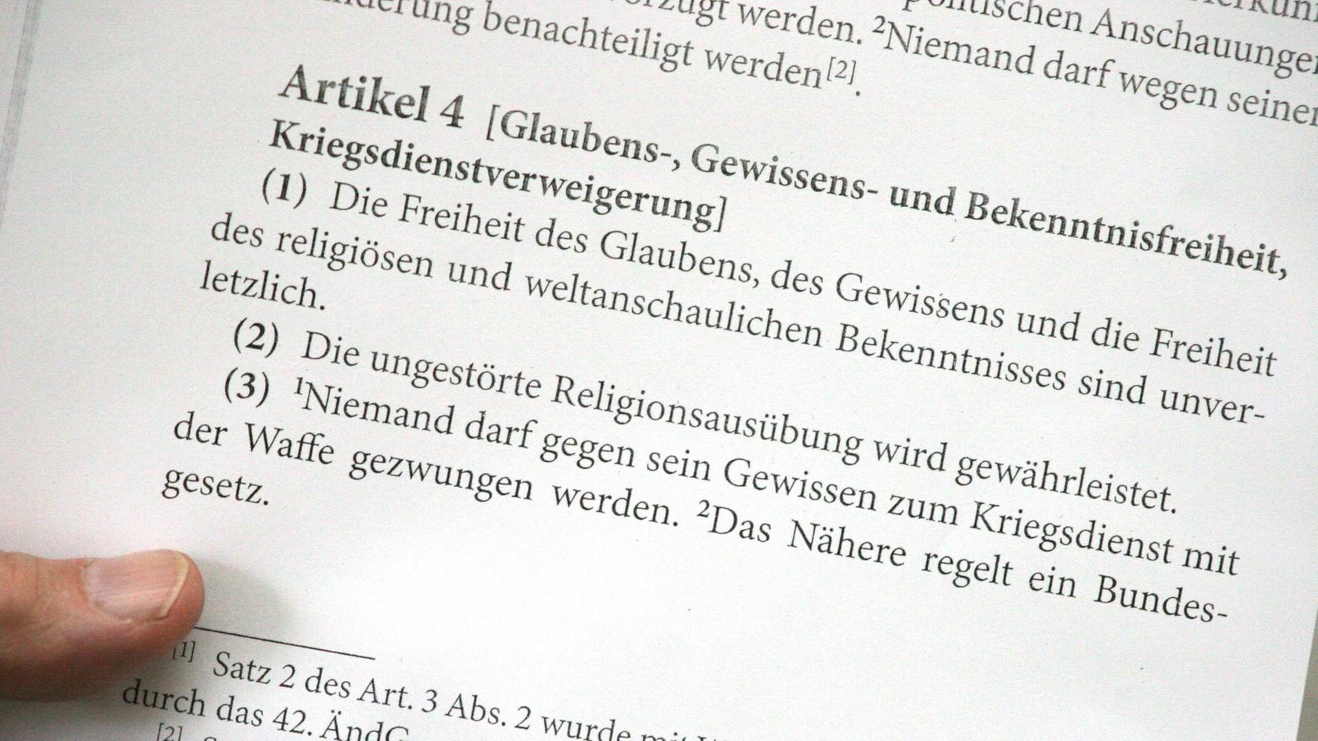 Artikel 4 des Grundgesetzes der Bundesrepublik Deutschland Artikel 4 des Grundgesetzes der Bundesrepublik Deutschland