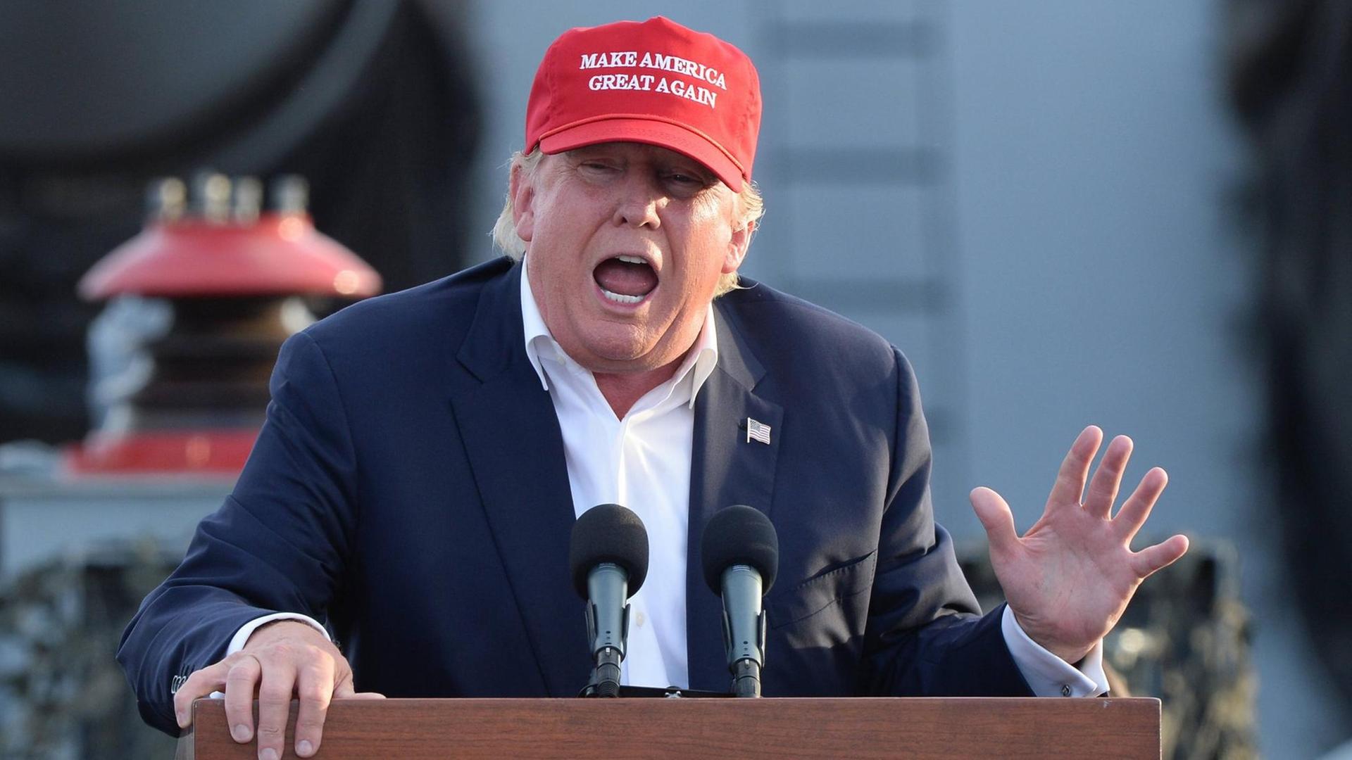 Der Multimilliardär und Republikanische Präsidentschaftskandidat Donald Trump spaltet auch seine Partei. Der Multimilliardär und Republikanische Präsidentschaftskandidat Donald Trump spaltet auch seine Partei.