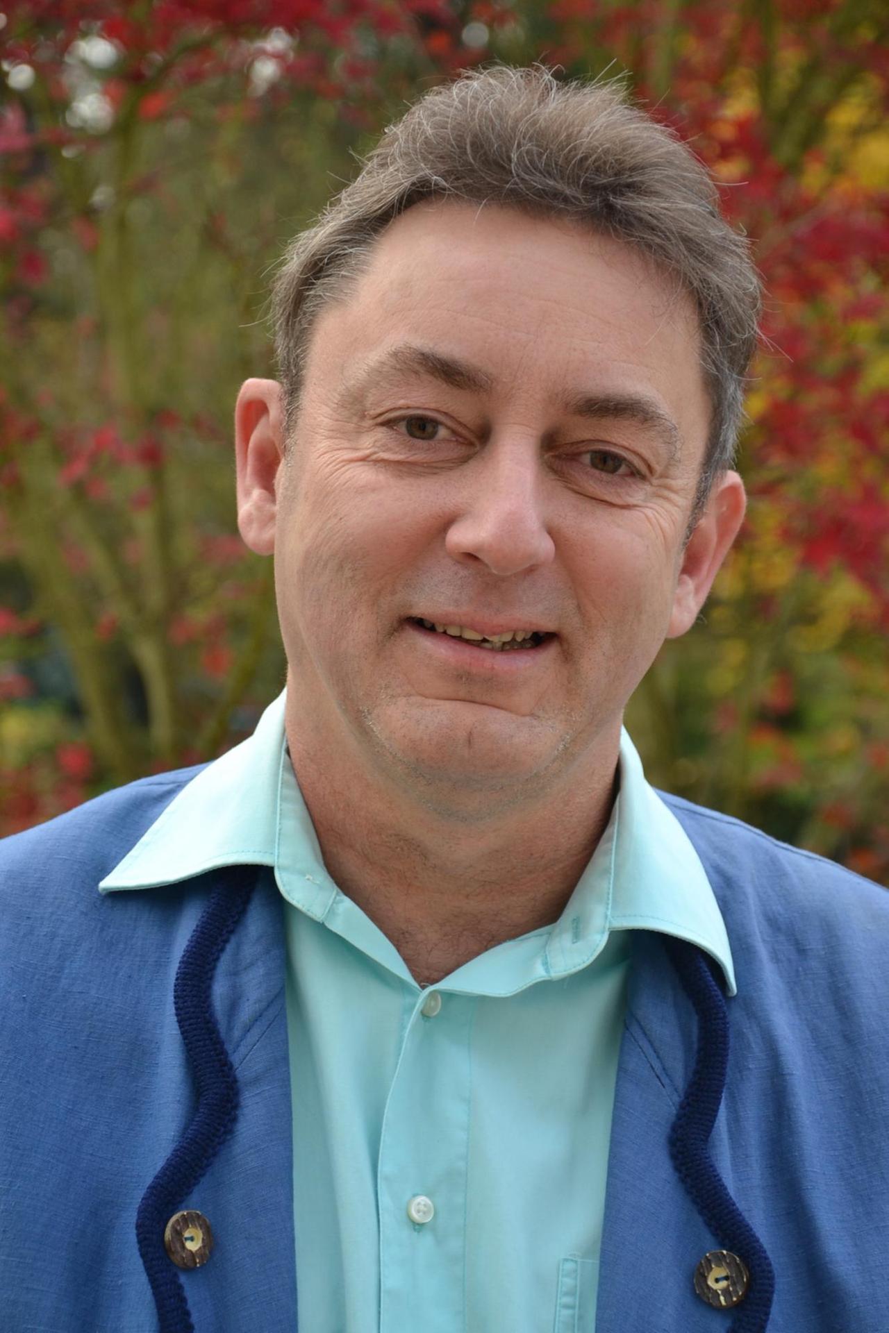 Hermann Kandler im Porträt. Hermann Kandler im Porträt.