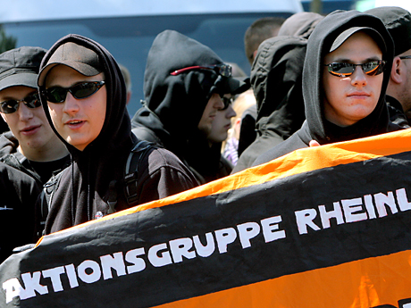 Warum ist Landser verboten? Warum ist Landser verboten?