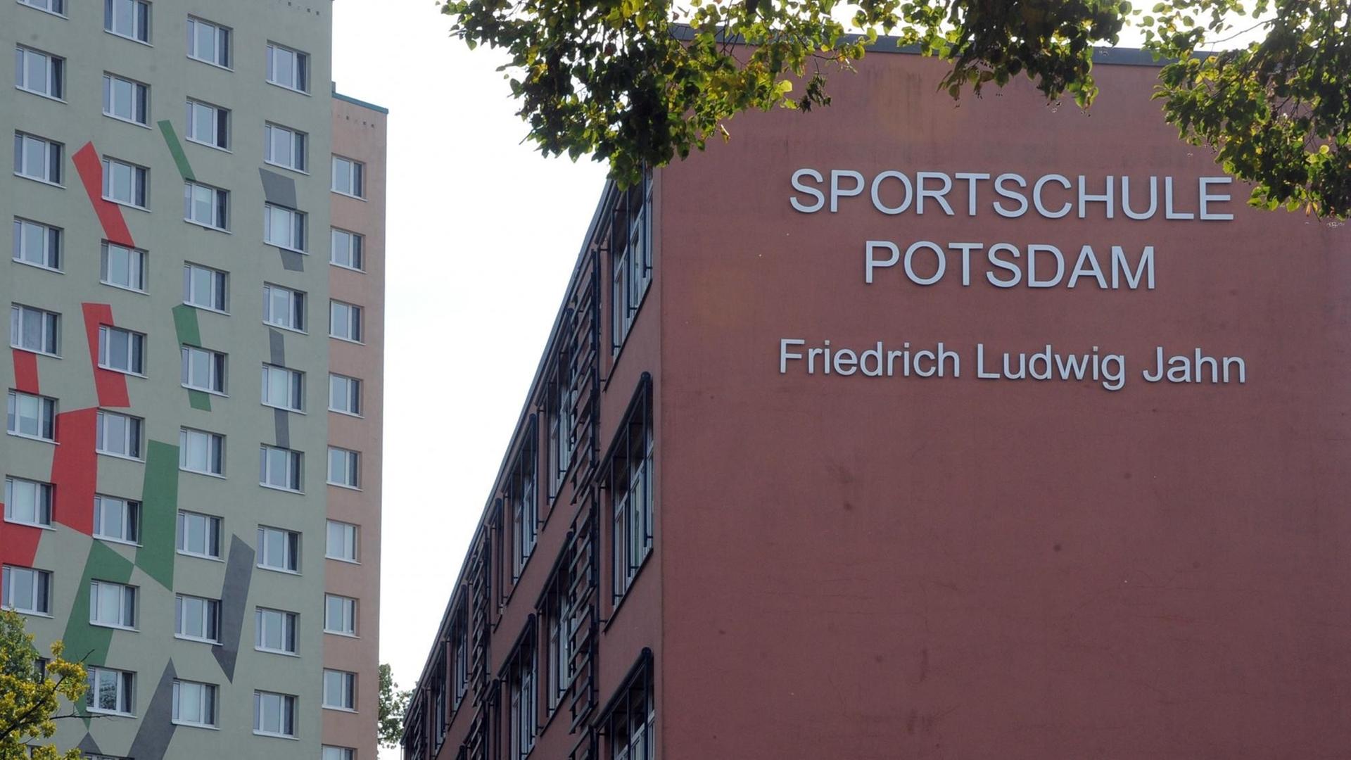 Potsdam Missbrauchsvorwurf in Sportinternat deutschlandfunk.de Potsdam Missbrauchsvorwurf in Sportinternat deutschlandfunk.de