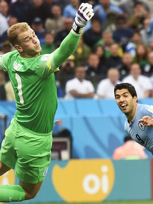 Uruguay gegen England - Luis Suarez erzielt den Siegtreffer zum 2:1