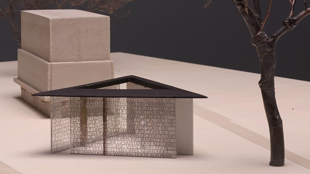 Das Foto zeigt das Konzept des Künstlers Volker Lang für ein Deserteurdenkmal in Hamburg. Das Foto zeigt das Konzept des Künstlers Volker Lang für ein Deserteurdenkmal in Hamburg.