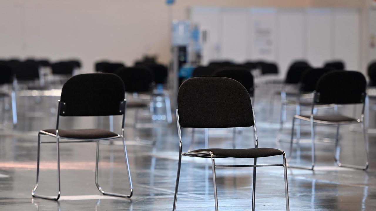 Leerer Wartebereich im Impfzentrum München Messe Riem. Leerer Wartebereich im Impfzentrum München Messe Riem.