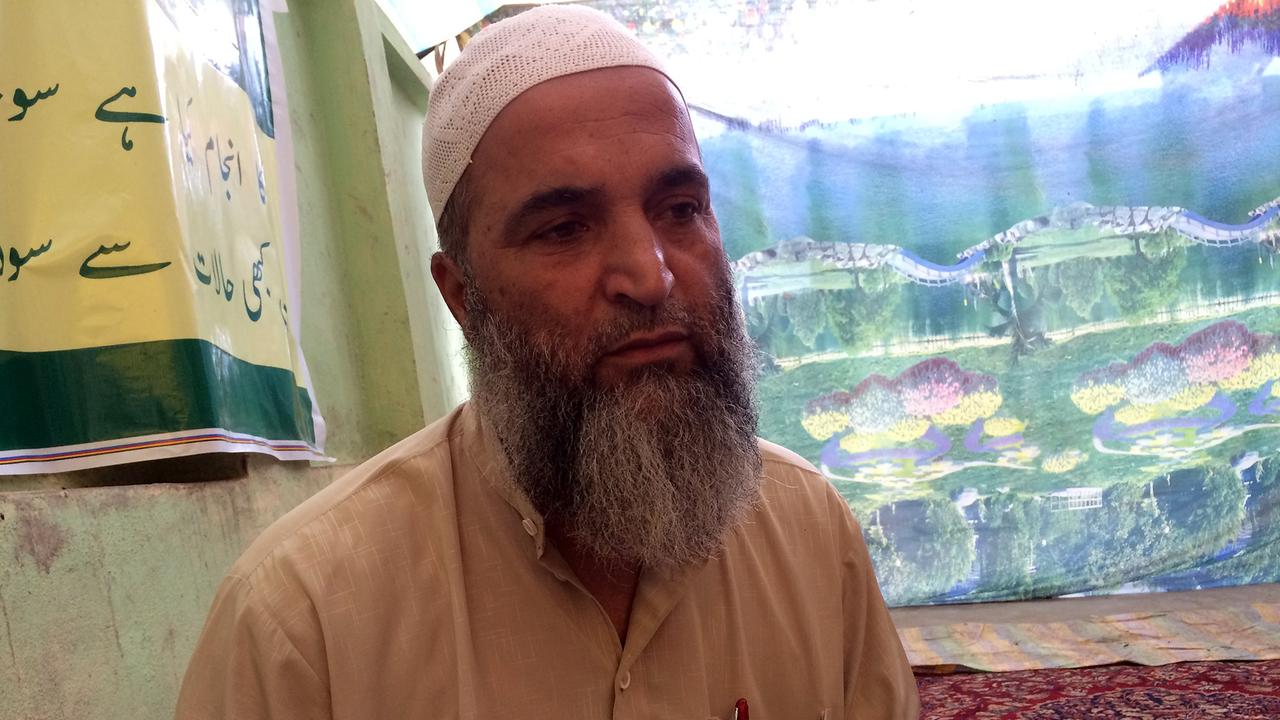 Der Vater des von indischen Sicherheitskräften getöteten kaschmirischen Kämpfers Burhan Wani Der Vater des von indischen Sicherheitskräften getöteten kaschmirischen Kämpfers Burhan Wani