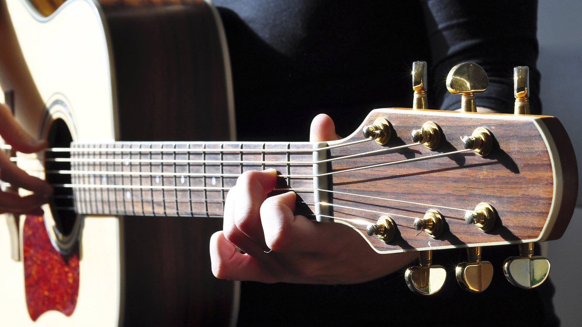 Gitarre Gitarre