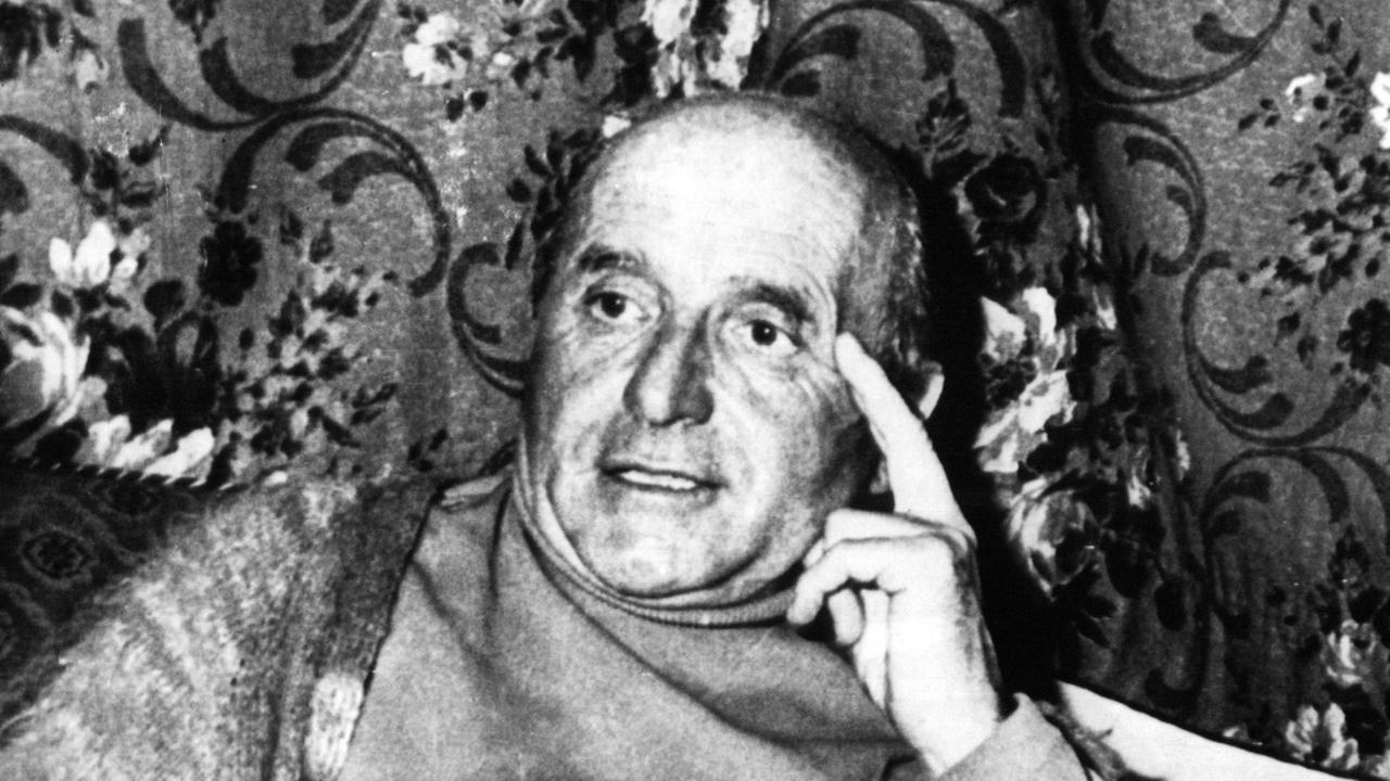 Der Nazi-Verbrecher Klaus Barbie - hier im Jahr 1982 - wurde am 4. Februar 1983 von Bolivien an Frankreich ausgeliefert. Der Nazi-Verbrecher Klaus Barbie - hier im Jahr 1982 - wurde am 4. Februar 1983 von Bolivien an Frankreich ausgeliefert.