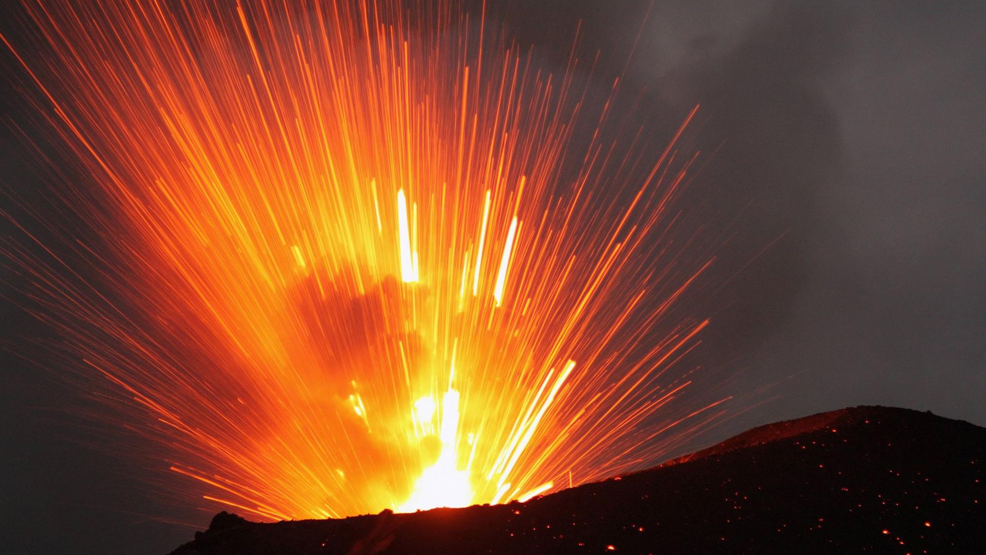 Vulkanausbruch auf Sumatra Vulkanausbruch auf Sumatra