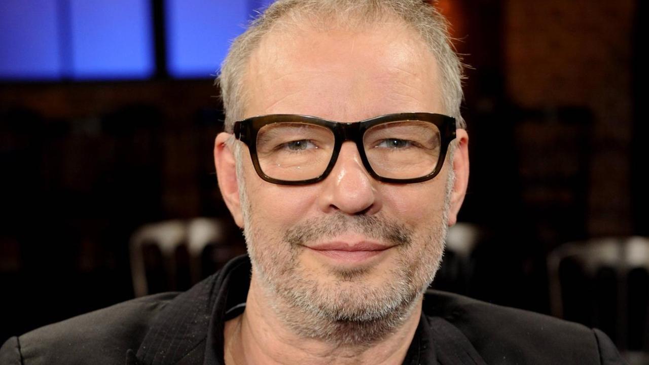 Der Regisseur und Autor Leander Haußmann zu Gast in der WDR Talkshow Kölner Treff am 11.10.2013 in Köln Der Regisseur und Autor Leander Haußmann zu Gast in der WDR Talkshow Kölner Treff am 11.10.2013 in Köln