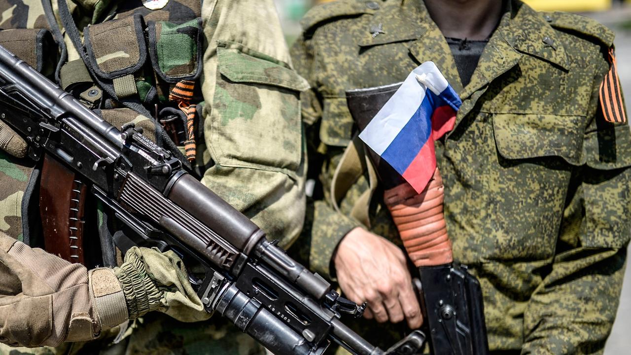 Russische Separatisten im Norden von Donezk Russische Separatisten im Norden von Donezk