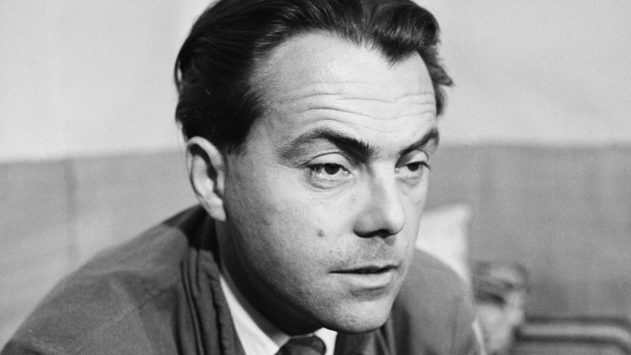 Porträt von Max Frisch als junger Mann. Porträt von Max Frisch als junger Mann.