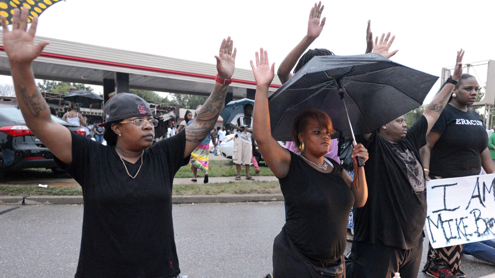 Demonstranten in Ferguson, Missouri Demonstranten in Ferguson, Missouri