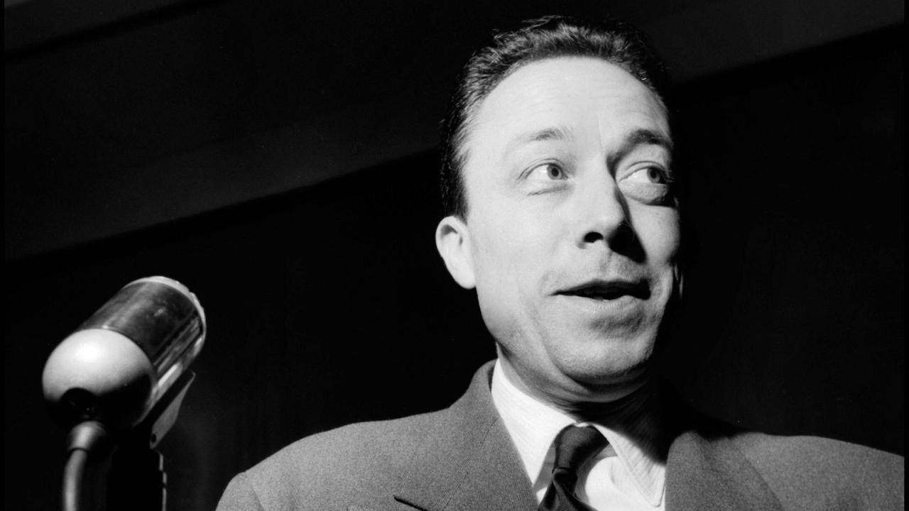 Milan, 29/11/1954, rencontre litteraire au Teatro Manzoni de Milan, l ecrivain Albert Camus !AUFNAHMEDATUM GESCHÄTZT! PUBLICATIONxINxGERxSUIxAUTxHUNxONLY FARANG1143119791
Milan 29 11 1954 rencontre Litteraire Au Teatro Manzoni de Milan l ecrivain Albert Camus date estimated PUBLICATIONxINxGERxSUIxAUTxHUNxONLY FARANG1143119791 Milan, 29/11/1954, rencontre litteraire au Teatro Manzoni de Milan, l ecrivain Albert Camus !AUFNAHMEDATUM GESCHÄTZT! PUBLICATIONxINxGERxSUIxAUTxHUNxONLY FARANG1143119791
Milan 29 11 1954 rencontre Litteraire Au Teatro Manzoni de Milan l ecrivain Albert Camus date estimated PUBLICATIONxINxGERxSUIxAUTxHUNxONLY FARANG1143119791