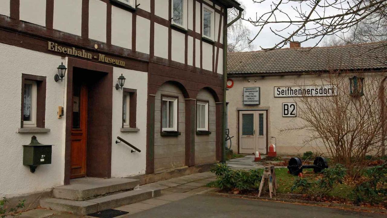 Eisenbahnmuseum in Seifhennersdorf, Gebäude, außen, Eisenbahnmuseum in Seifhennersdorf, Gebäude, außen,