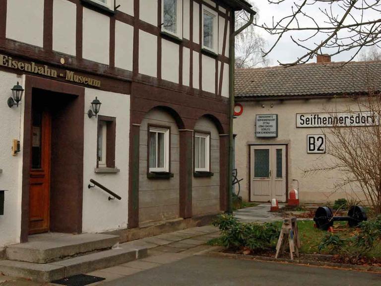 Eisenbahnmuseum in Seifhennersdorf, Gebäude, außen,
