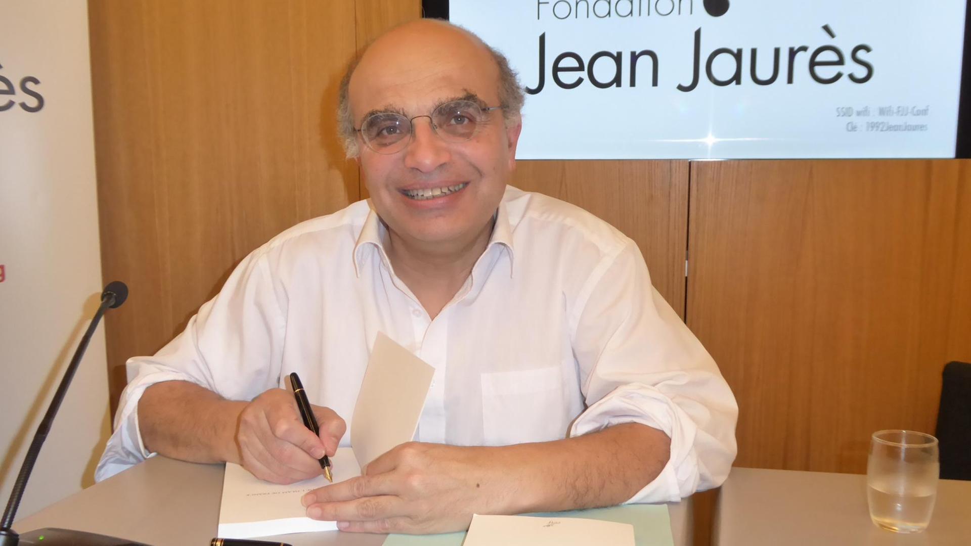 Didier Leschi leitet das staatliche Amt für Einwanderung und Integration in Frankreich. Didier Leschi leitet das staatliche Amt für Einwanderung und Integration in Frankreich.
