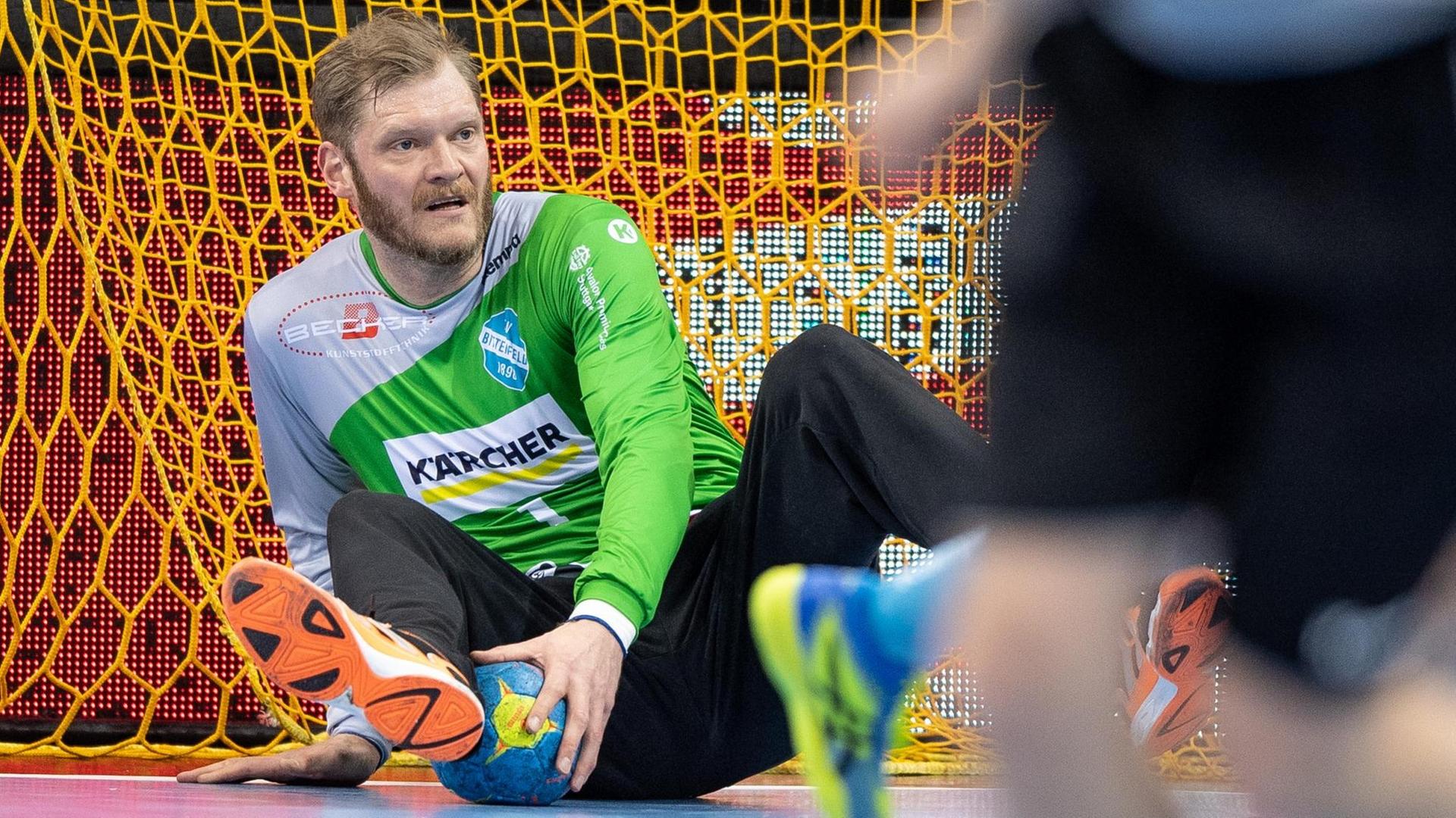 Stuttgarts Torwart Johannes Bitter beim Bundesliga-Spiel Bietigheim - Stuttgart Stuttgarts Torwart Johannes Bitter beim Bundesliga-Spiel Bietigheim - Stuttgart