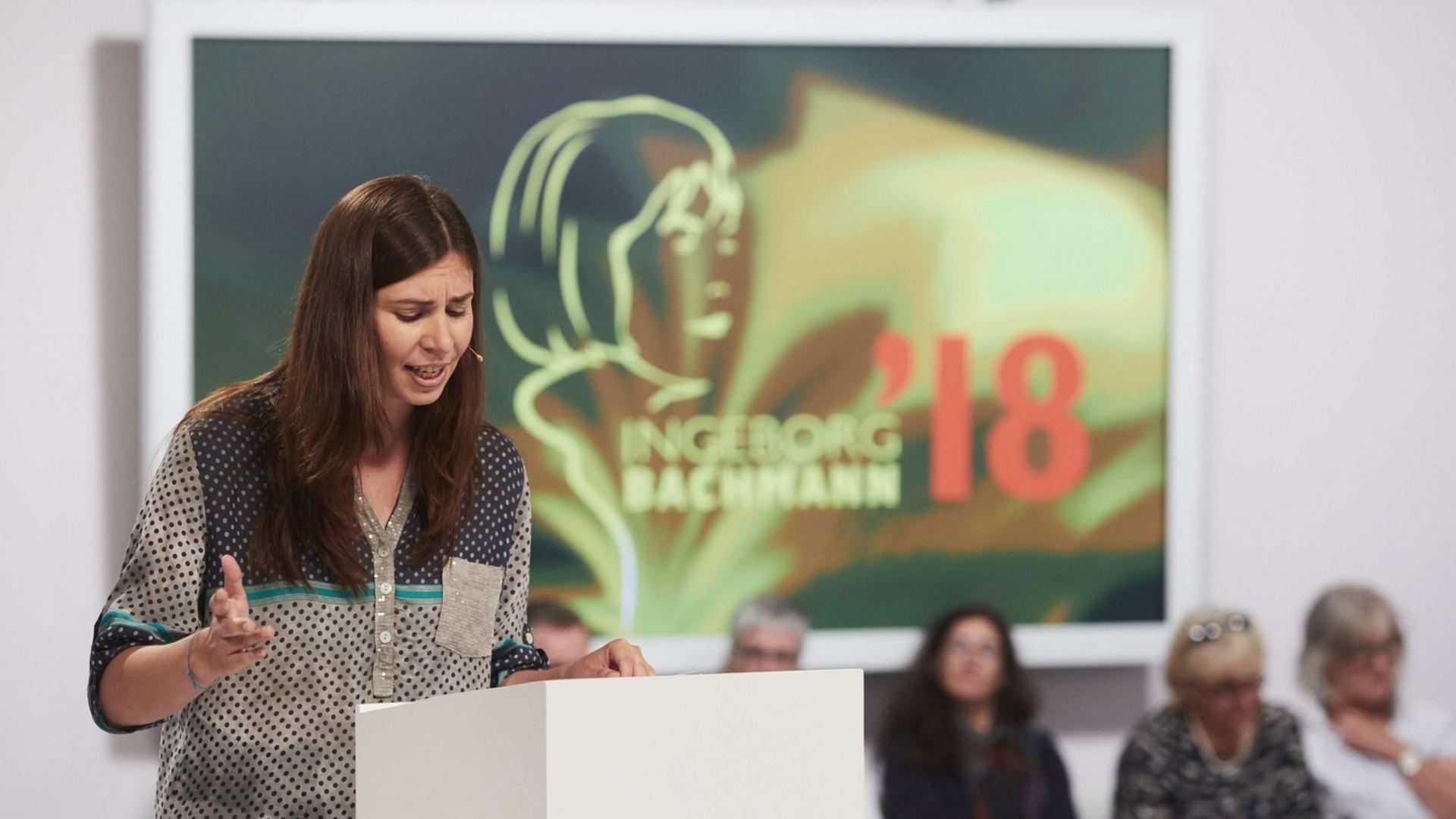 Tanja Maljartschuk liest bei den 42. Tagen der deutschsprachigen Literatur in Klagenfurt ihren Text "Frösche im Meer" Tanja Maljartschuk liest bei den 42. Tagen der deutschsprachigen Literatur in Klagenfurt ihren Text "Frösche im Meer"