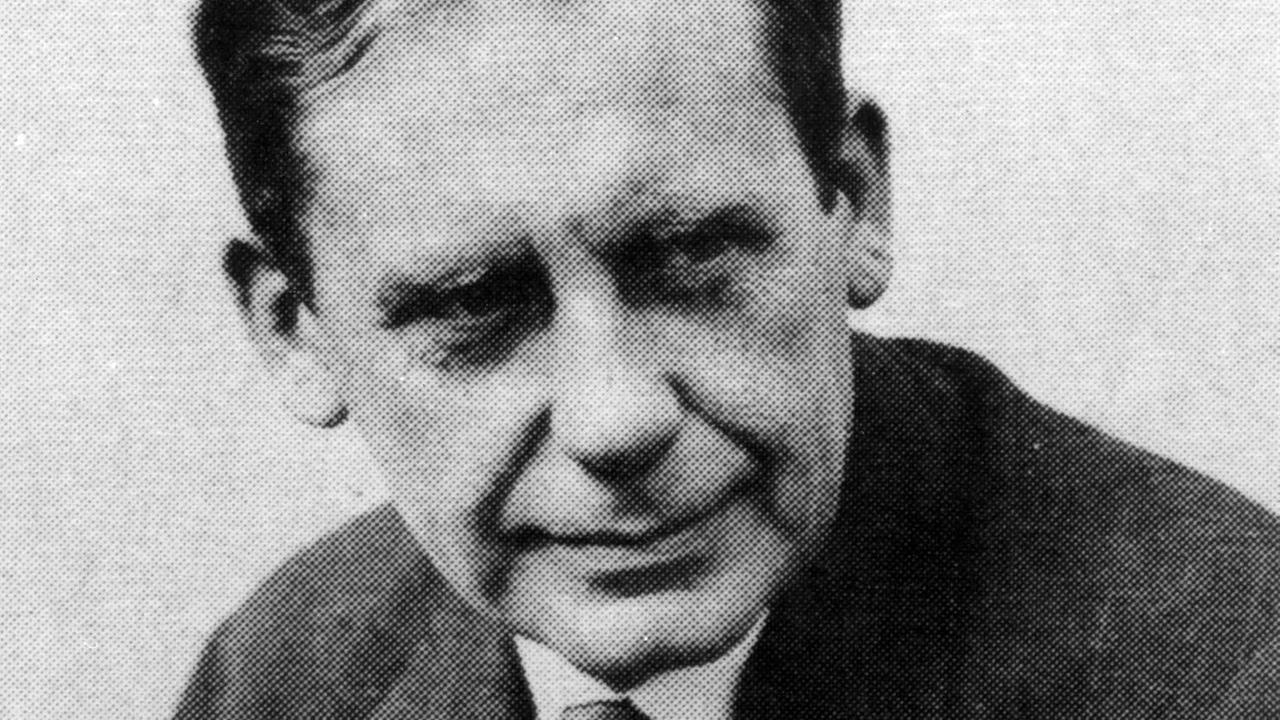 Ein Schwarz-Weiß-Porträt des Architekten Walter Gropius Ein Schwarz-Weiß-Porträt des Architekten Walter Gropius
