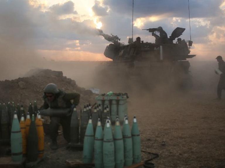 Israelische Soldaten an der Grenze zum Gaza-Streifen.