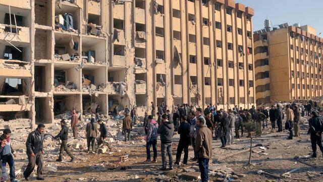 Die Universität Aleppo am 15. Januar 2013 nach einem Bombenanschlag.