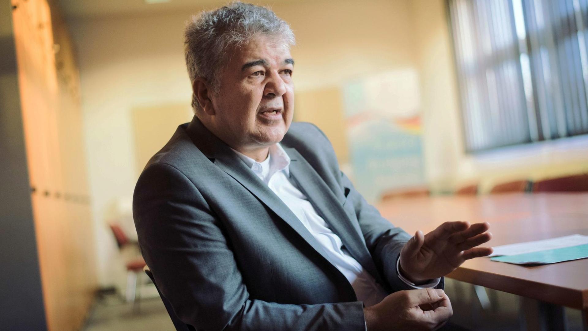 Der Vorsitzende der Türkischen Gemeinde in Deutschland, Gökay Sofuoglu. Der Vorsitzende der Türkischen Gemeinde in Deutschland, Gökay Sofuoglu.