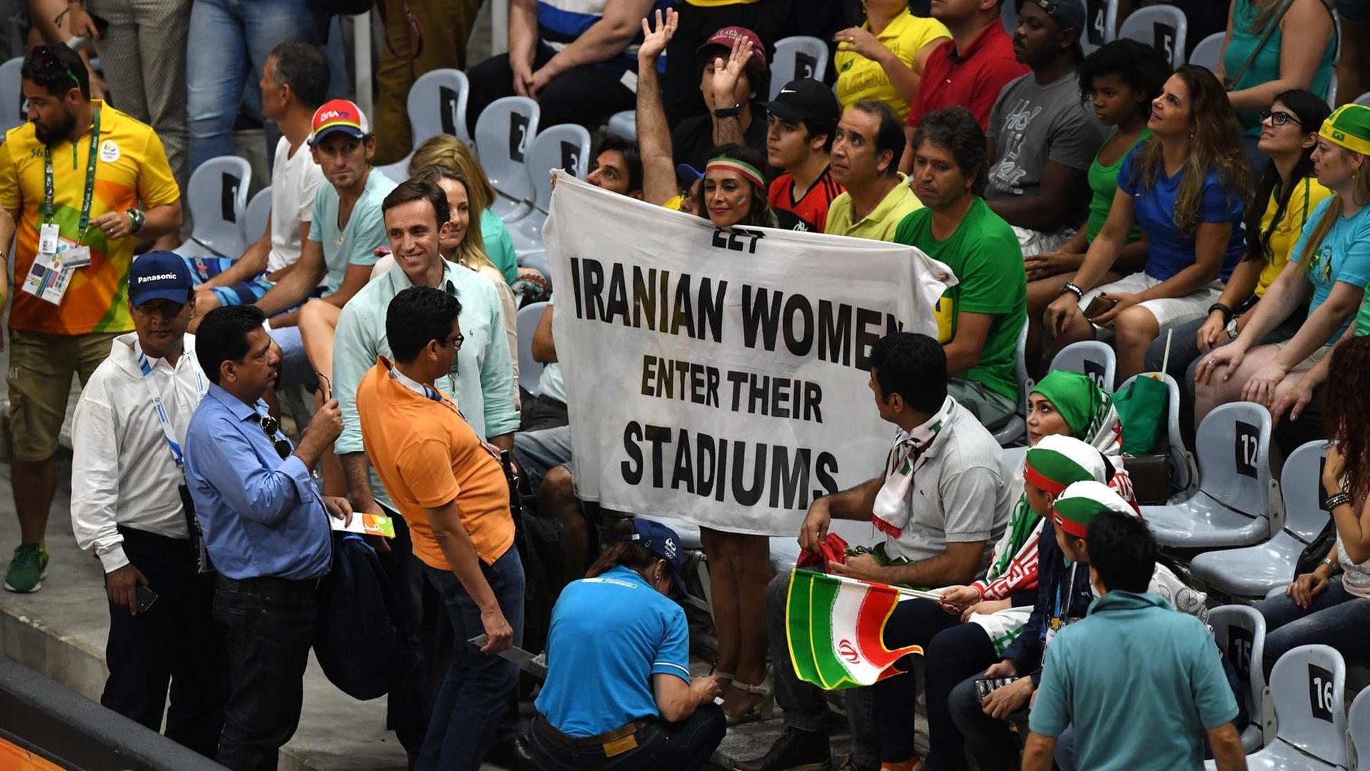 Iran Stadion Iran Stadion