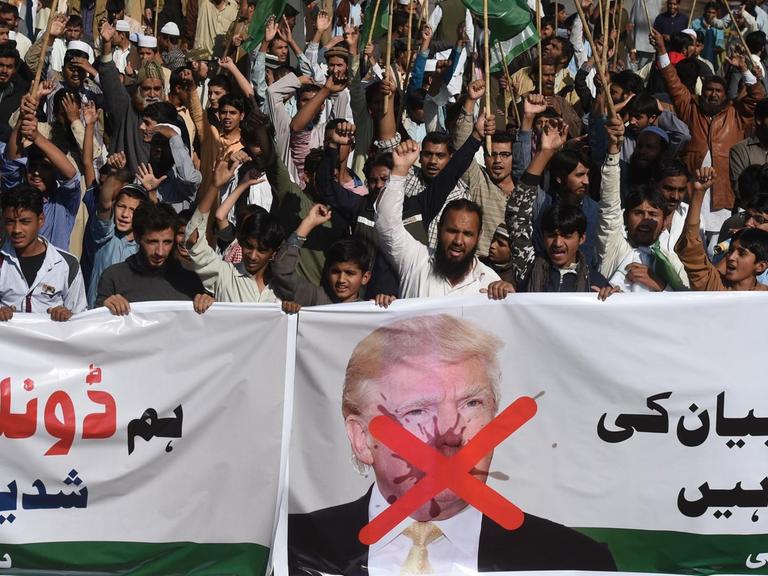 Pakistanische Frauen Gefangen in der Tradition deutschlandfunkkultur.de