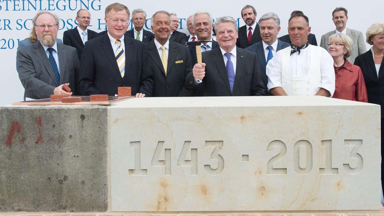 Leider liegt für dieses Bild keine Bildbeschreibung vor Leider liegt für dieses Bild keine Bildbeschreibung vor