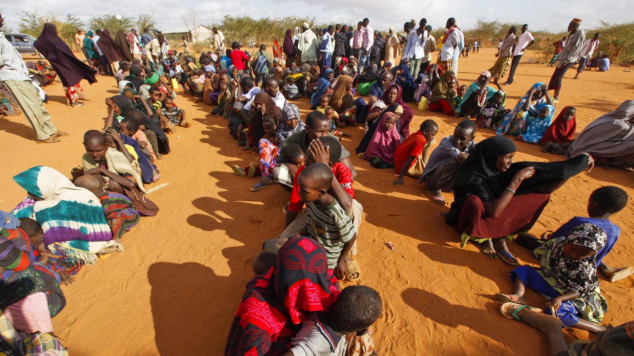 Flüchtlinge im Lager Dadaab in Kenia Flüchtlinge im Lager Dadaab in Kenia