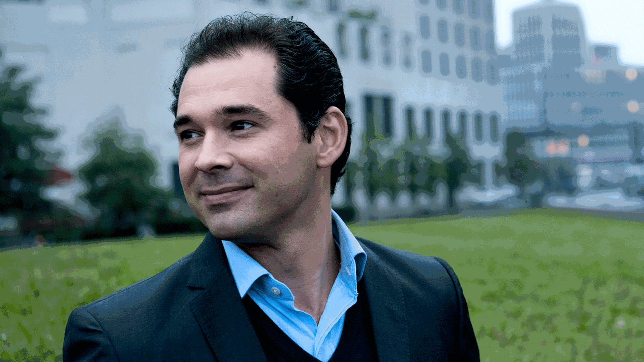 Der Dirigent Tugan Sokhiev Der Dirigent Tugan Sokhiev