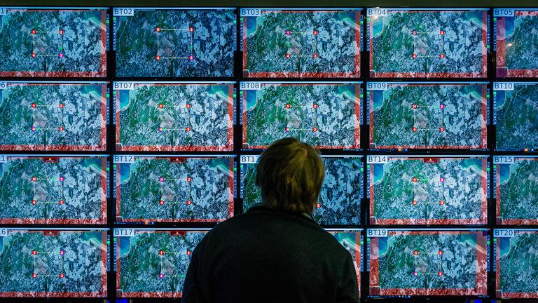 Beim Manöver Locked Shields in Estland. Die Nato probt den Krieg im Netz. Beim Manöver Locked Shields in Estland. Die Nato probt den Krieg im Netz.