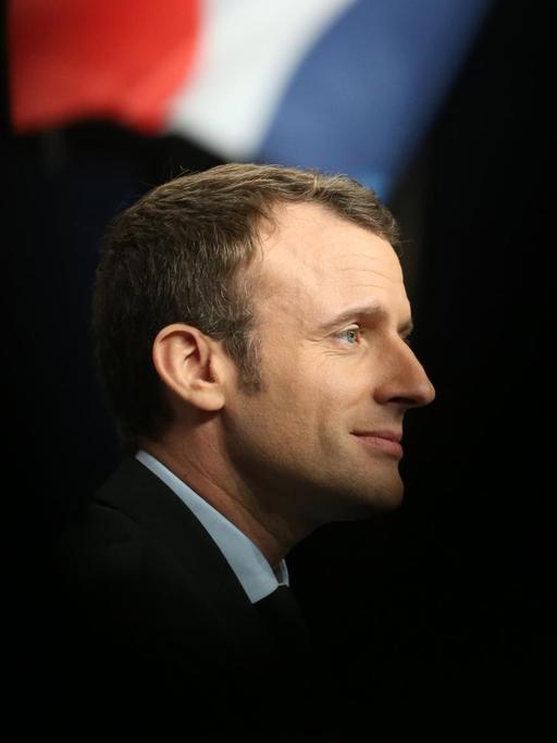 Der Präsidentschaftskandidat Emmanuel Macron hält auf einer Wahlkampfveranstaltung in Reims am 17.3.2017 eine Rede.