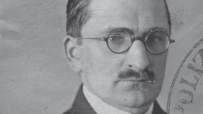 Passfotographie von Fritz Gerlich aus dem Jahre 1926; damals war er Hauptschriftleiter der „Münchner Neuesten Nachrichten“ Passfotographie von Fritz Gerlich aus dem Jahre 1926; damals war er Hauptschriftleiter der „Münchner Neuesten Nachrichten“