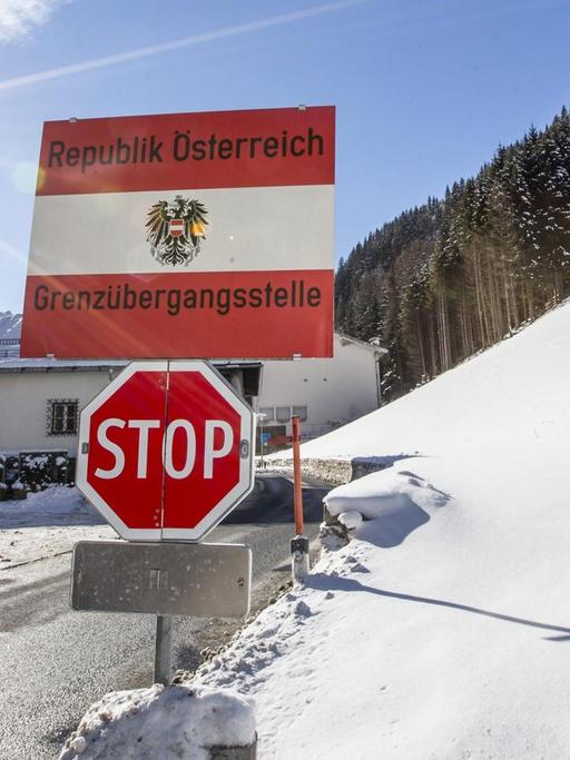 Die Grenze zwischen Österreich und Italien in Tirol
