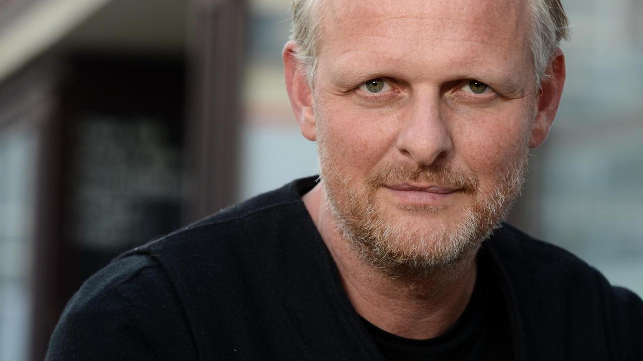 Thomas Ostermeier, Künstlerischer Leiter und Regisseur an der Schaubühne Berlin. Thomas Ostermeier, Künstlerischer Leiter und Regisseur an der Schaubühne Berlin.