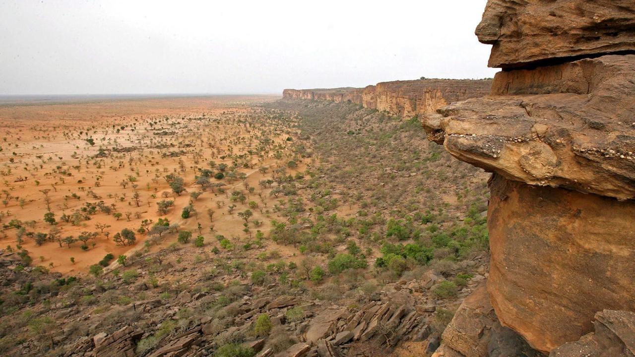 Blick von den Felsen von Bandiagara