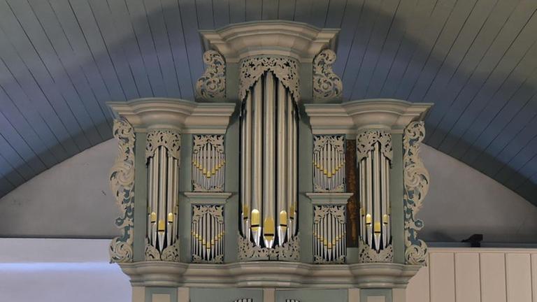 Die von Arp Schnitger erbaute Orgel in der Findorffkirche in Grasberg (Kreis Osterholz/Niedersachsen), aufgenommen am 15.02.2016. Niedersachsen will die Instrumente des berühmten Orgelbauers Schnitger für die Aufnahme ins Unesco-Weltkulturerbe vorschlagen.