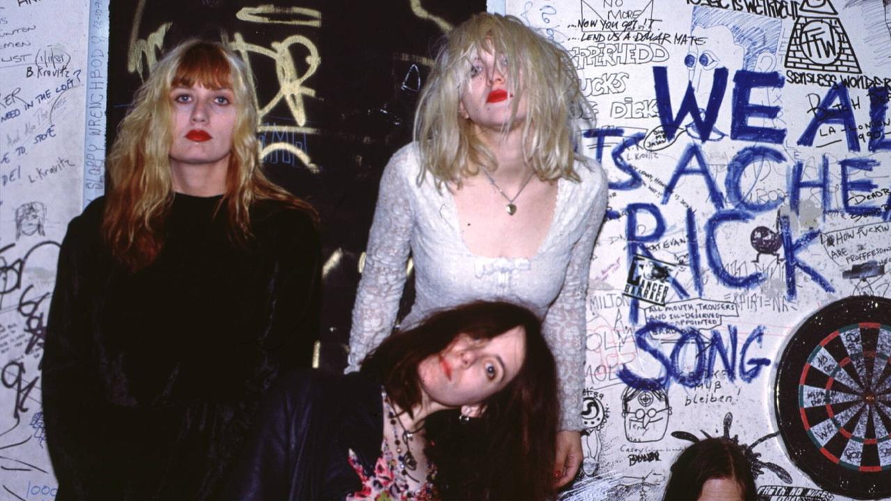 Die Band "Hole" mit der Sängerin Courtney Love (rechts oben), 1991. Die Band "Hole" mit der Sängerin Courtney Love (rechts oben), 1991.