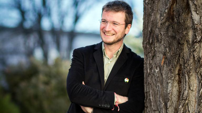 Der bulgarische Autor Alexander Manuiloff, auf dem Stückemarkt 2015 mit seiner Performance "The State" zu Gast. Der bulgarische Autor Alexander Manuiloff, auf dem Stückemarkt 2015 mit seiner Performance "The State" zu Gast.