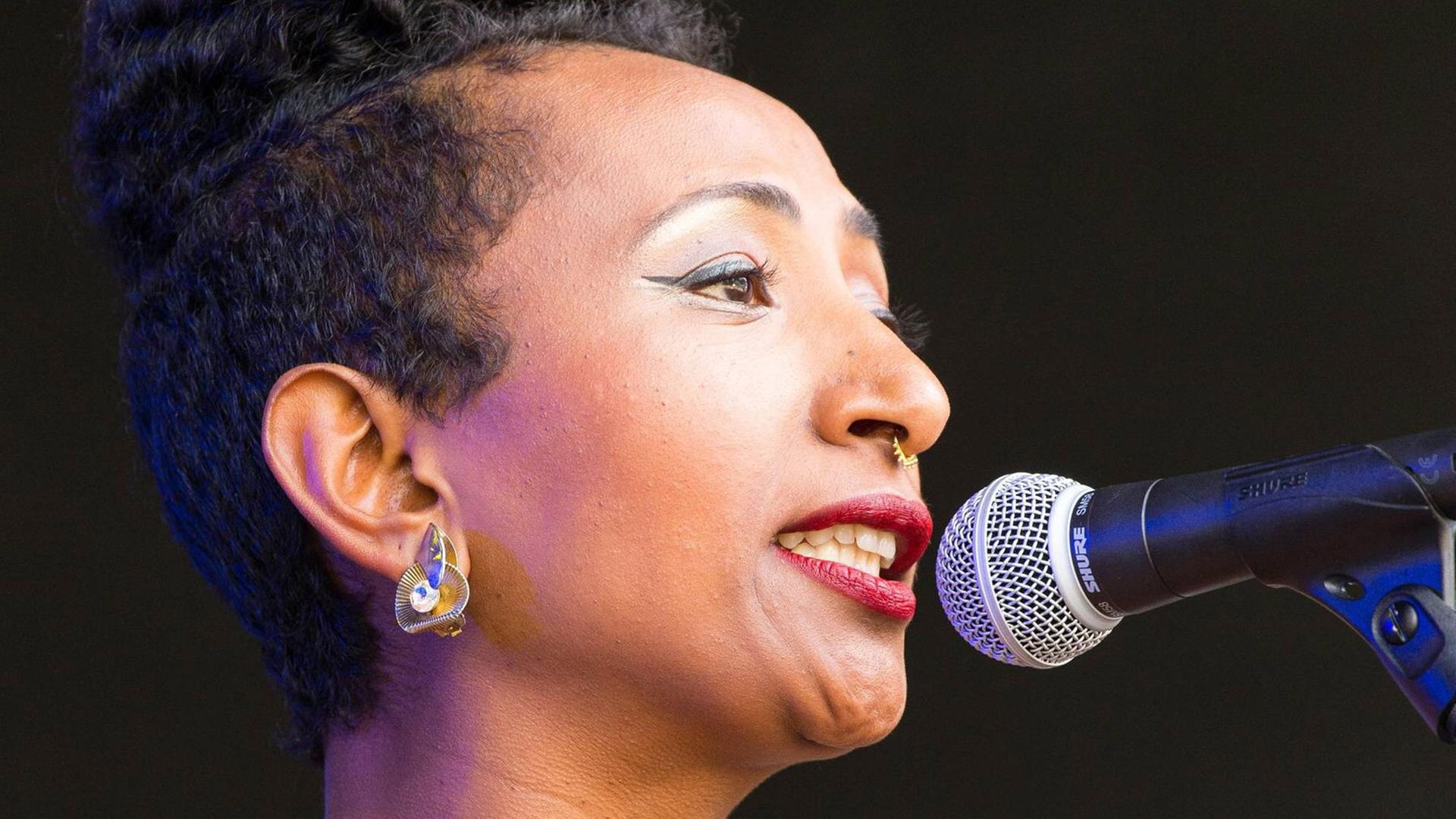 Die sudanesische Sängerin Alsarah Die sudanesische Sängerin Alsarah