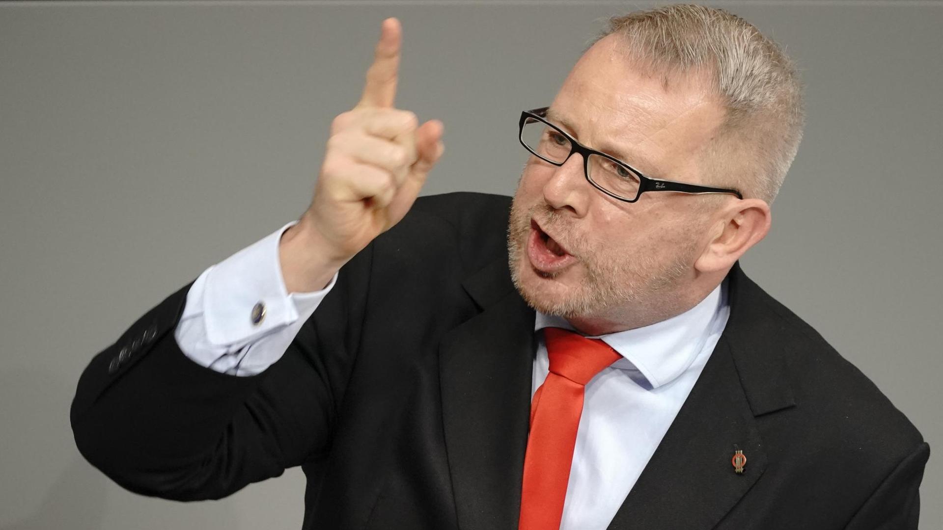 Johannes Kahrs (SPD) während der Generaldebatte zum Bundeshaushalt 2020 im Bundestag. Johannes Kahrs (SPD) während der Generaldebatte zum Bundeshaushalt 2020 im Bundestag.