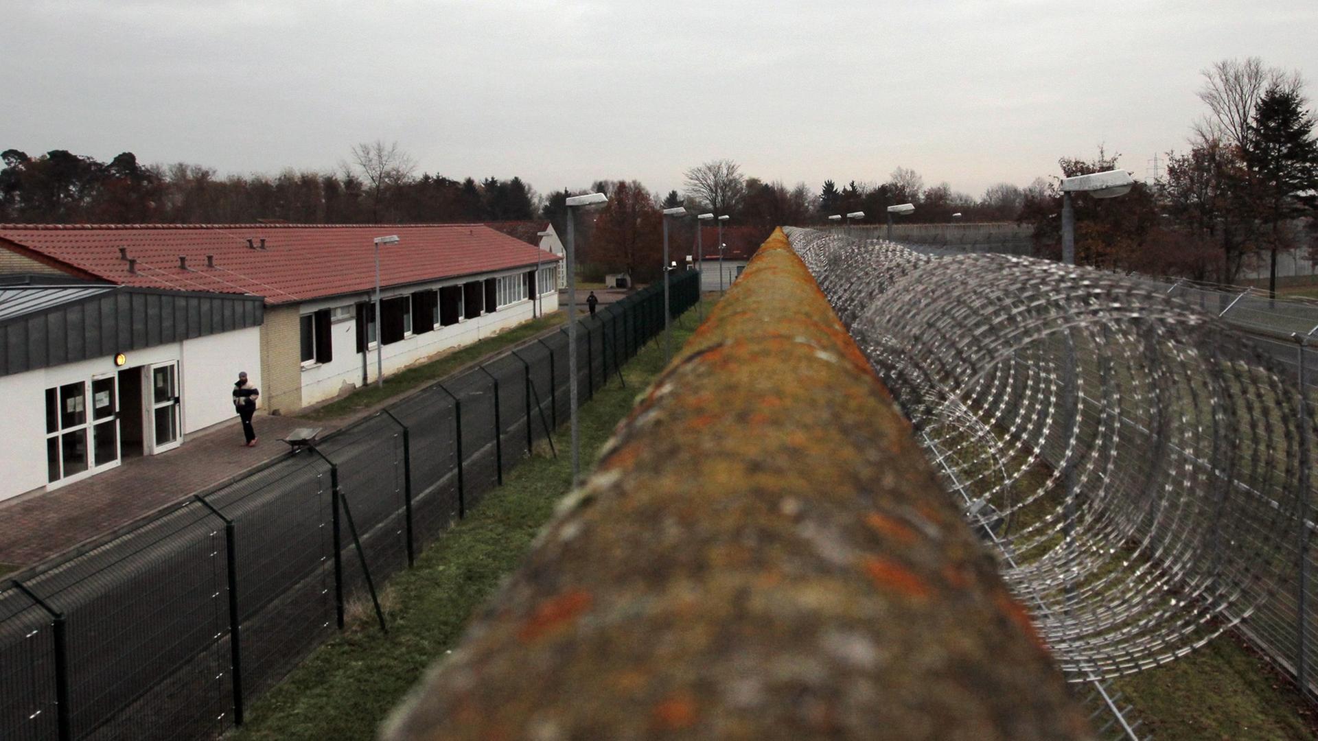 Das einzige rheinland-pfälzische Abschiebegefängnis in Ingelheim. Das einzige rheinland-pfälzische Abschiebegefängnis in Ingelheim.