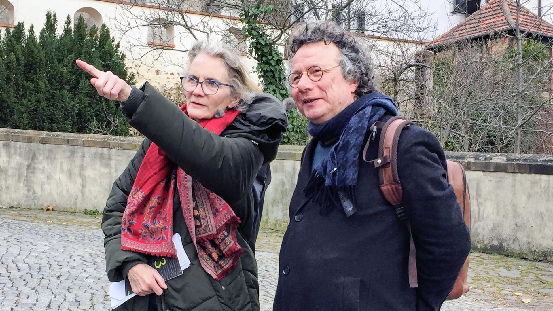 Ingo Schulze (r.) und Liane von Billerbeck in Altenburg Ingo Schulze (r.) und Liane von Billerbeck in Altenburg