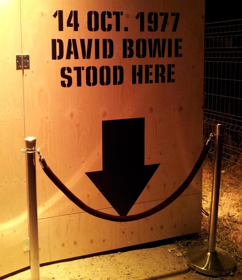 Berlin hat viele Weltstars angezogen: Am 14.10.1977 war David Bowie hier.