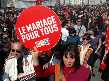 "Ehe für alle" forderten diese Demonstranten im April