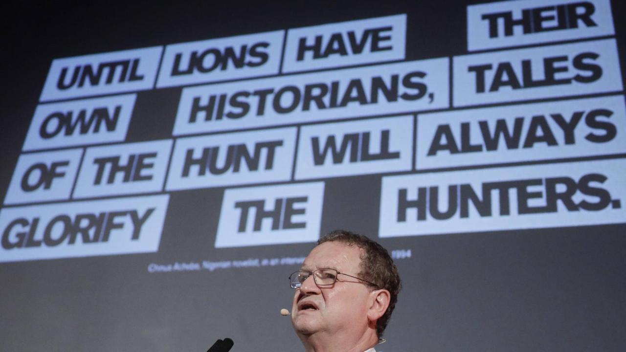 Guido Gryseels, Africa Museum General Director pictured during a press visit ahead of the reopening of the Africa Museum, previously called Royal Museum for Central Africa in Tervuren, Wednesday 05 December 2018. PUBLICATIONxINxGERxSUIxAUTxONLY THIERRYxROGE 05482926 Museumsdirektor Guido Gryseels im Königlichen Museum für Zentralafrika in Tervuren (Belgien) bei einer Pressekonferenz zur Wiedereröffnung. Guido Gryseels, Africa Museum General Director pictured during a press visit ahead of the reopening of the Africa Museum, previously called Royal Museum for Central Africa in Tervuren, Wednesday 05 December 2018. PUBLICATIONxINxGERxSUIxAUTxONLY THIERRYxROGE 05482926 Museumsdirektor Guido Gryseels im Königlichen Museum für Zentralafrika in Tervuren (Belgien) bei einer Pressekonferenz zur Wiedereröffnung.