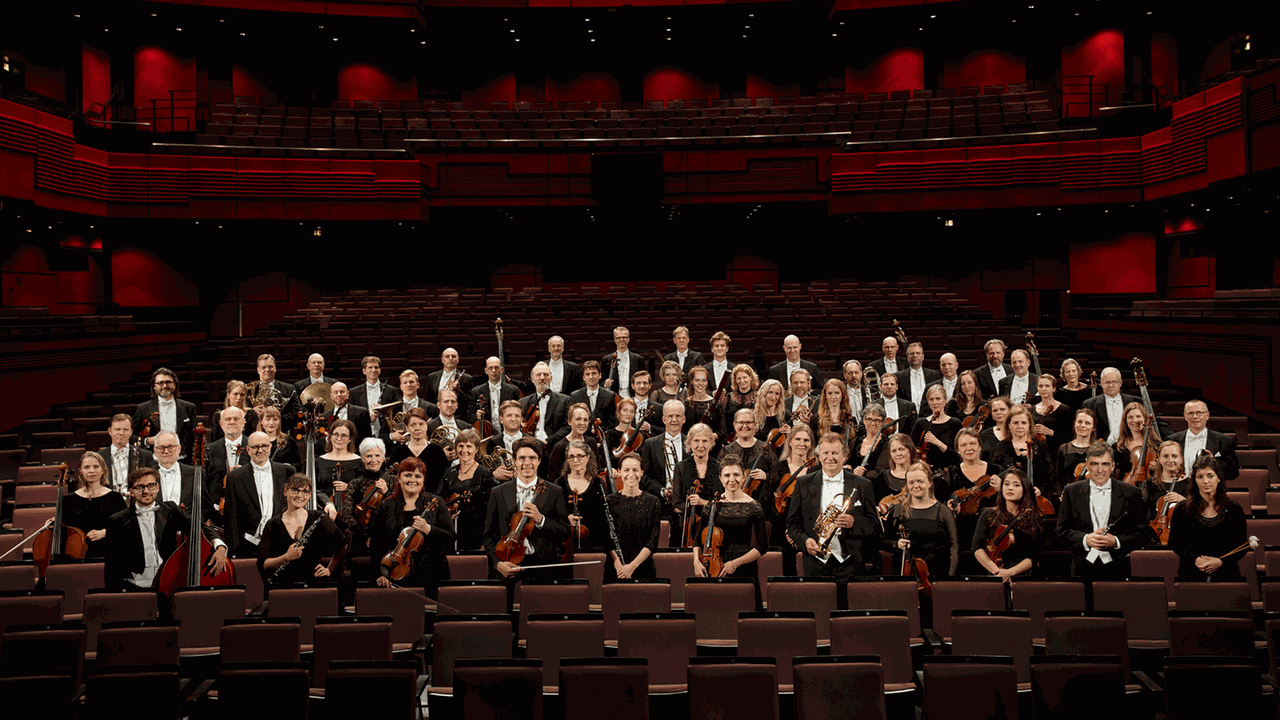 Das Island Symphonie Orchester in der Harpa in Reykjavik Das Island Symphonie Orchester in der Harpa in Reykjavik