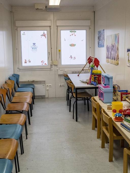 Wartezimmer für medizinische Untersuchung im Anker-Zentrum der Landesdirektion Sachsen in Dresden